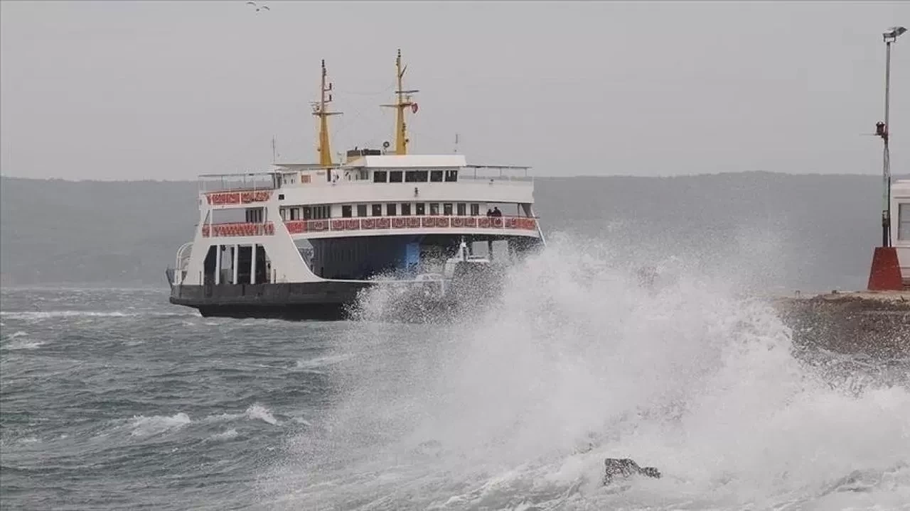 Güney Marmara'da bazı feribot seferleri iptal edildi
