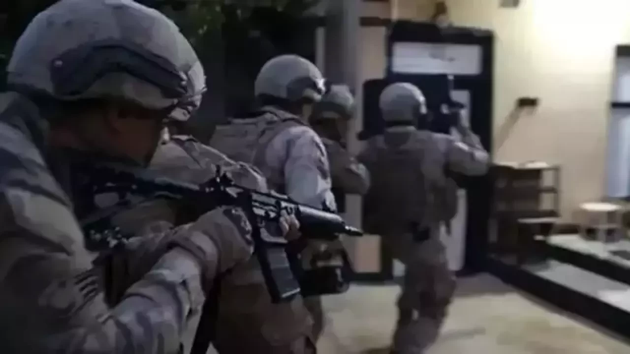 İran casus ağına MİT ve Emniyet darbesi!