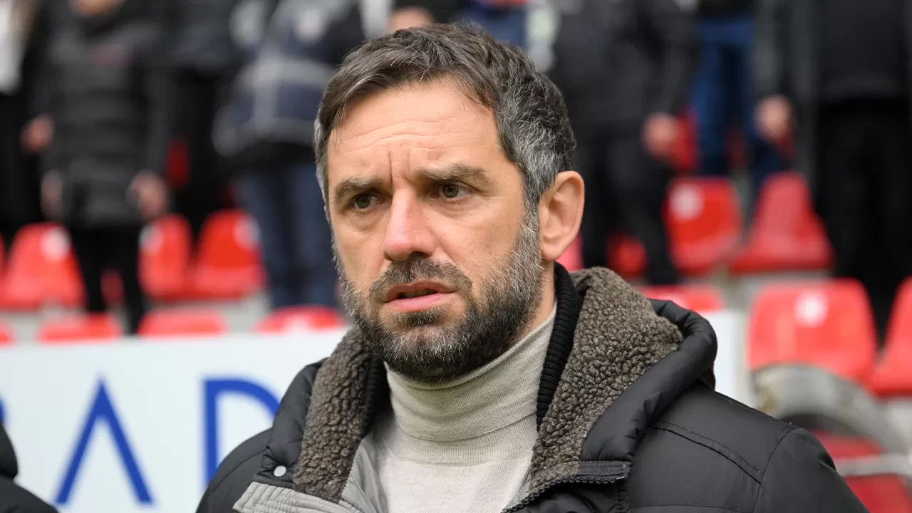 Kayserispor’da Radomir Djalovic’ten net mesaj: “Biz hiçbir zaman pes etmeyeceğiz”