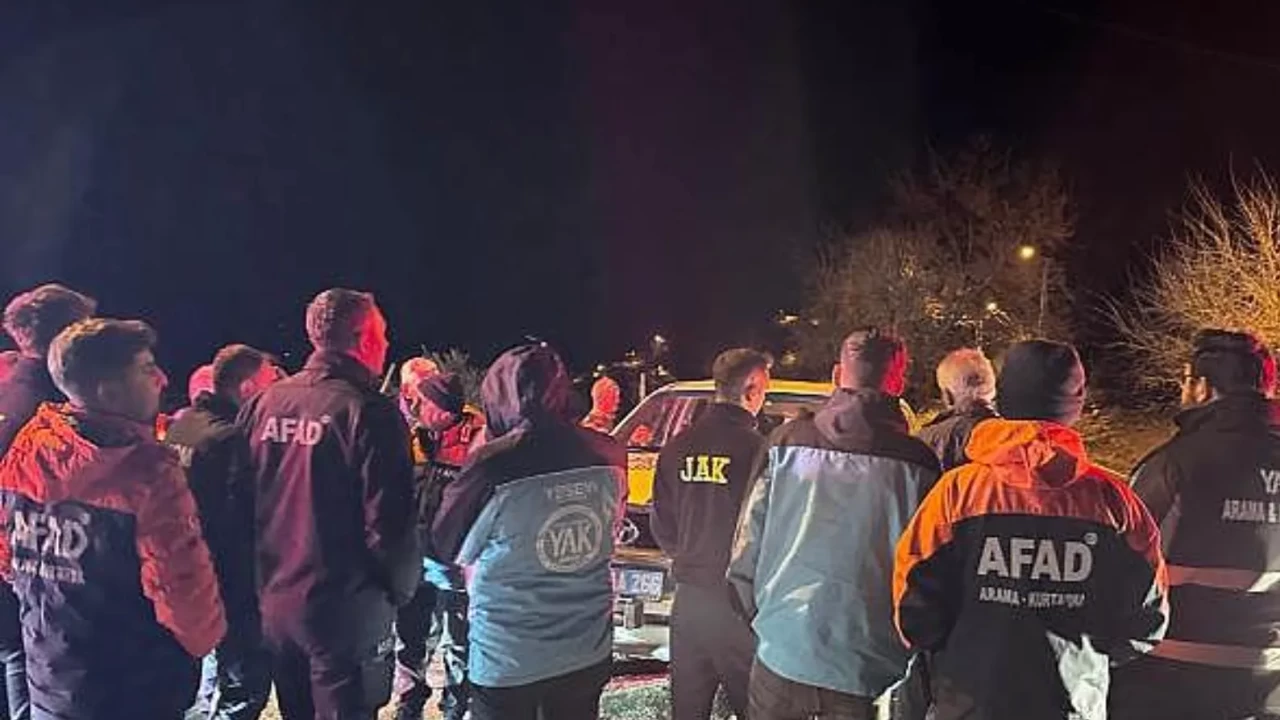 Adana'da ailesinin kayıp başvurusunda bulunduğu kız çocuğu aranıyor