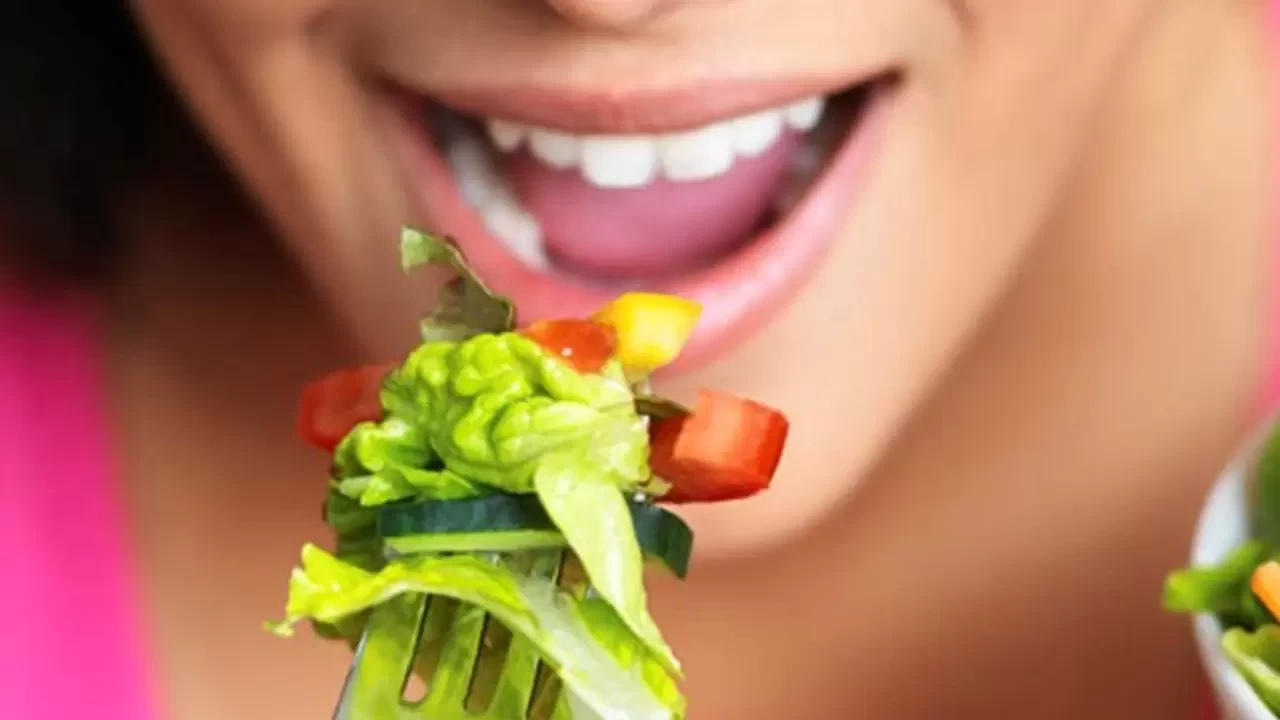 Güzel cilt için her şey! Genç görünümü destekleyen besinler hangileri?