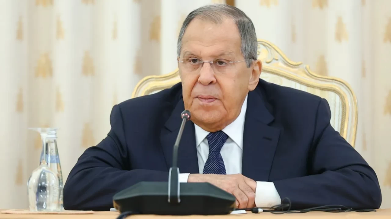 Lavrov’dan ABD’ye Grönland göndermesi: 'Çoğu Rus yerini bile bilmiyordu!'