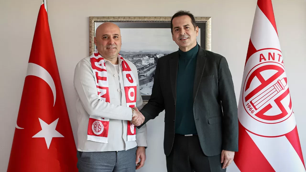 Antalyaspor’da teknik direktörlük görevine Sami Uğurlu getirildi
