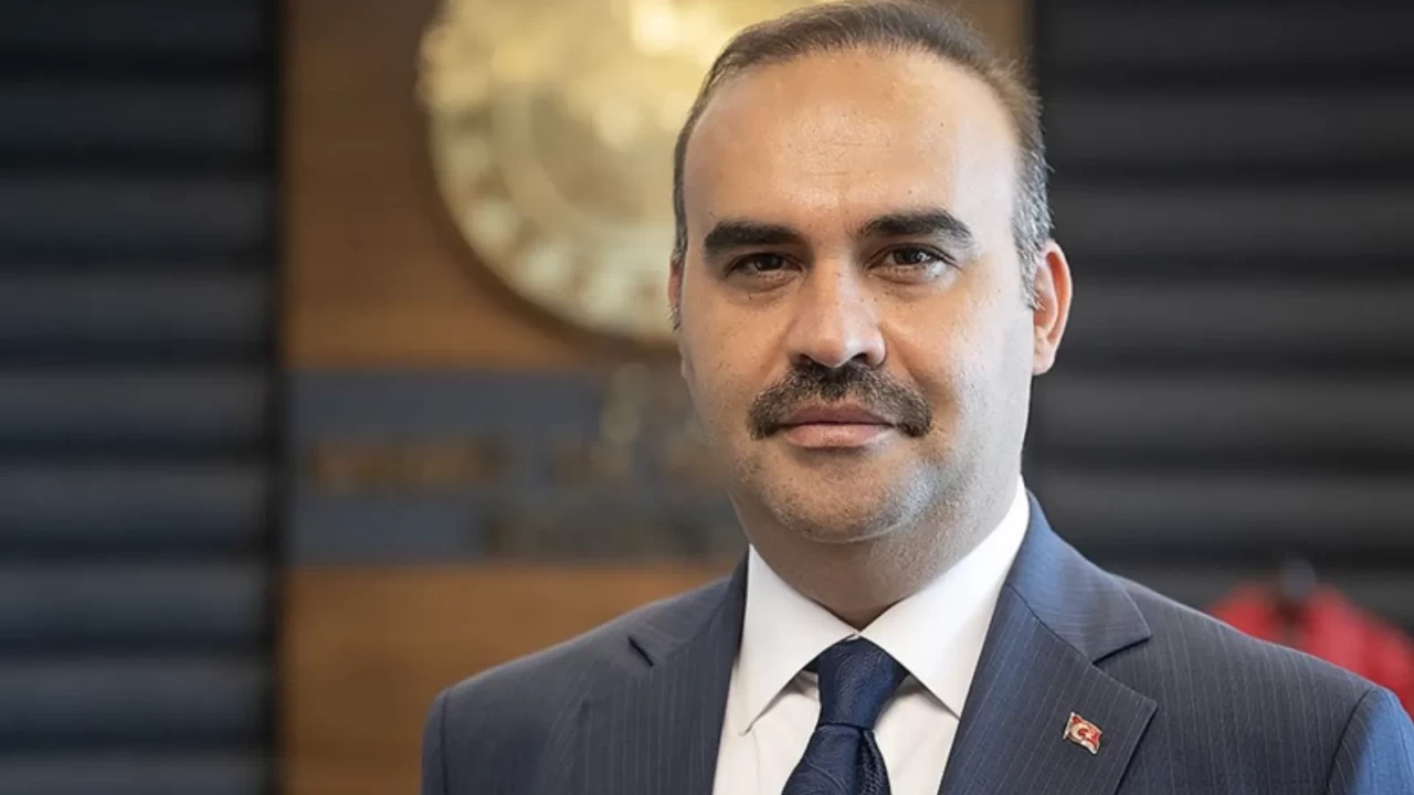 Bakan Kacır: Sanayi üretimi kasımda yükseldi, yüksek teknoloji lokomotif oldu