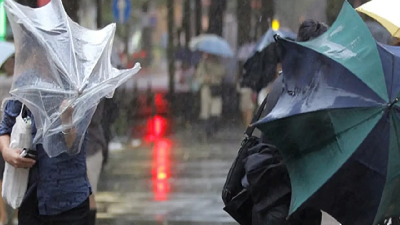 Marmara’da fırtına alarmı: Hızı 75 kilometreyi bulacak!