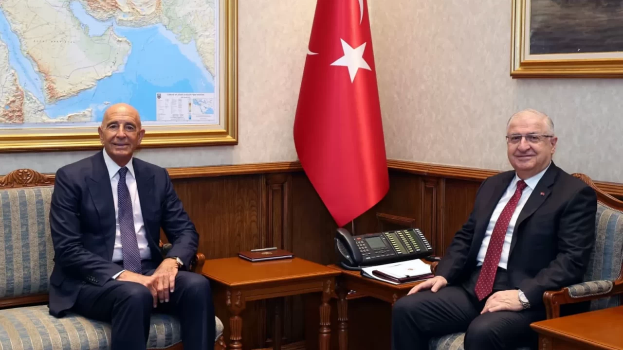 Bakan Güler, ABD Büyükelçisi Barrack'ı kabul etti