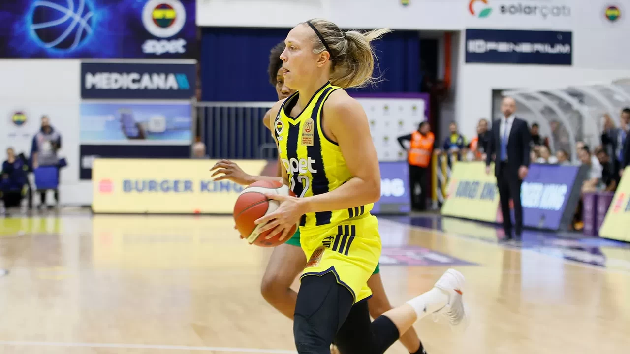 Fenerbahçe, Kadınlar Türkiye Kupası’nda farka koştu | Maç Sonucu Fenerbahçe Kadın Basketbol Takımı 109-56 Nesibe Aydın