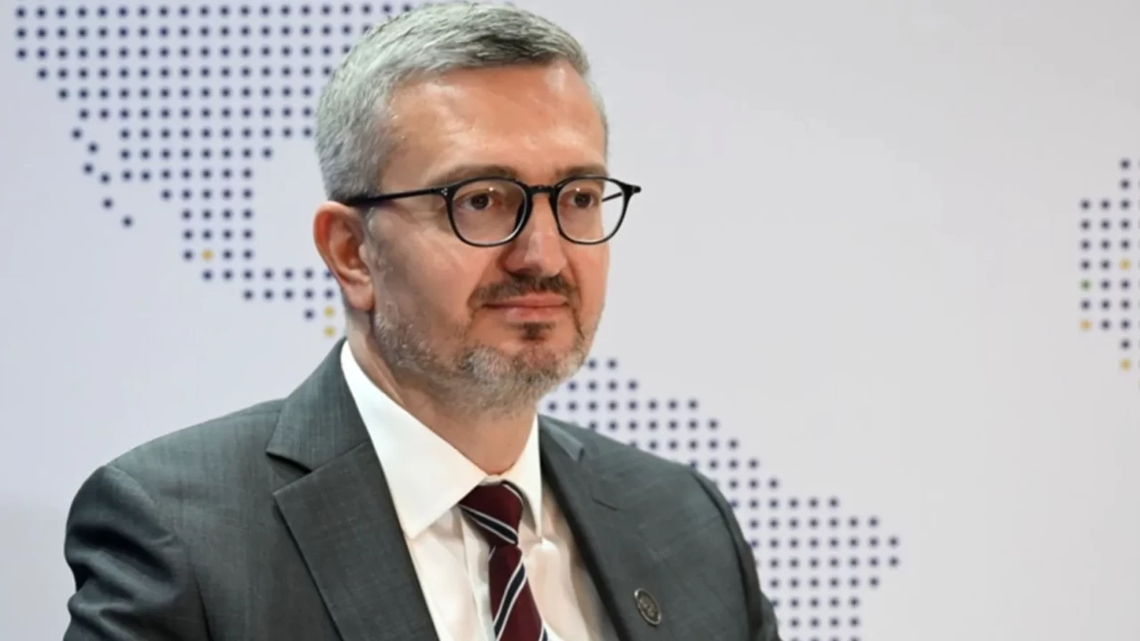 İletişim Başkanı Duran: Suriye ile enformasyon alanında yakın koordinasyon şart