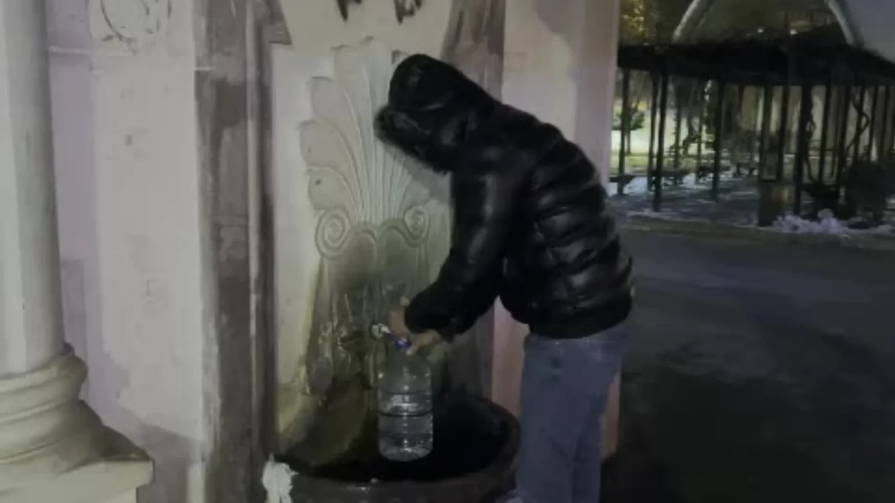 Ankara Pursaklar’da su krizi! Vatandaş bidonlara sarıldı