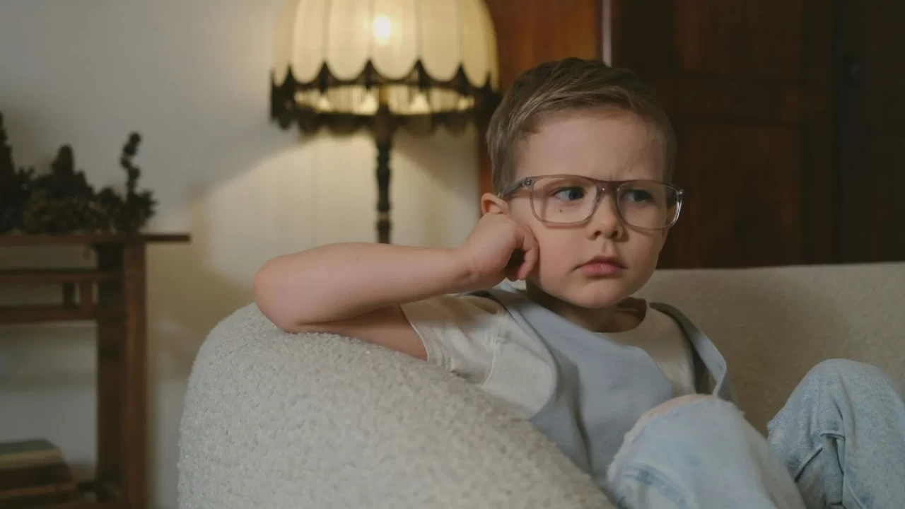 'Canım sıkılıyor' diyen çocuğa hemen tablet uzatma…