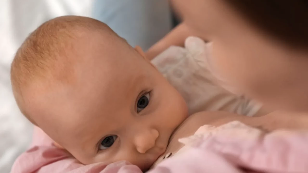 Ten tene temas nedir? Emzirme döneminde bağ kurmanın yolları