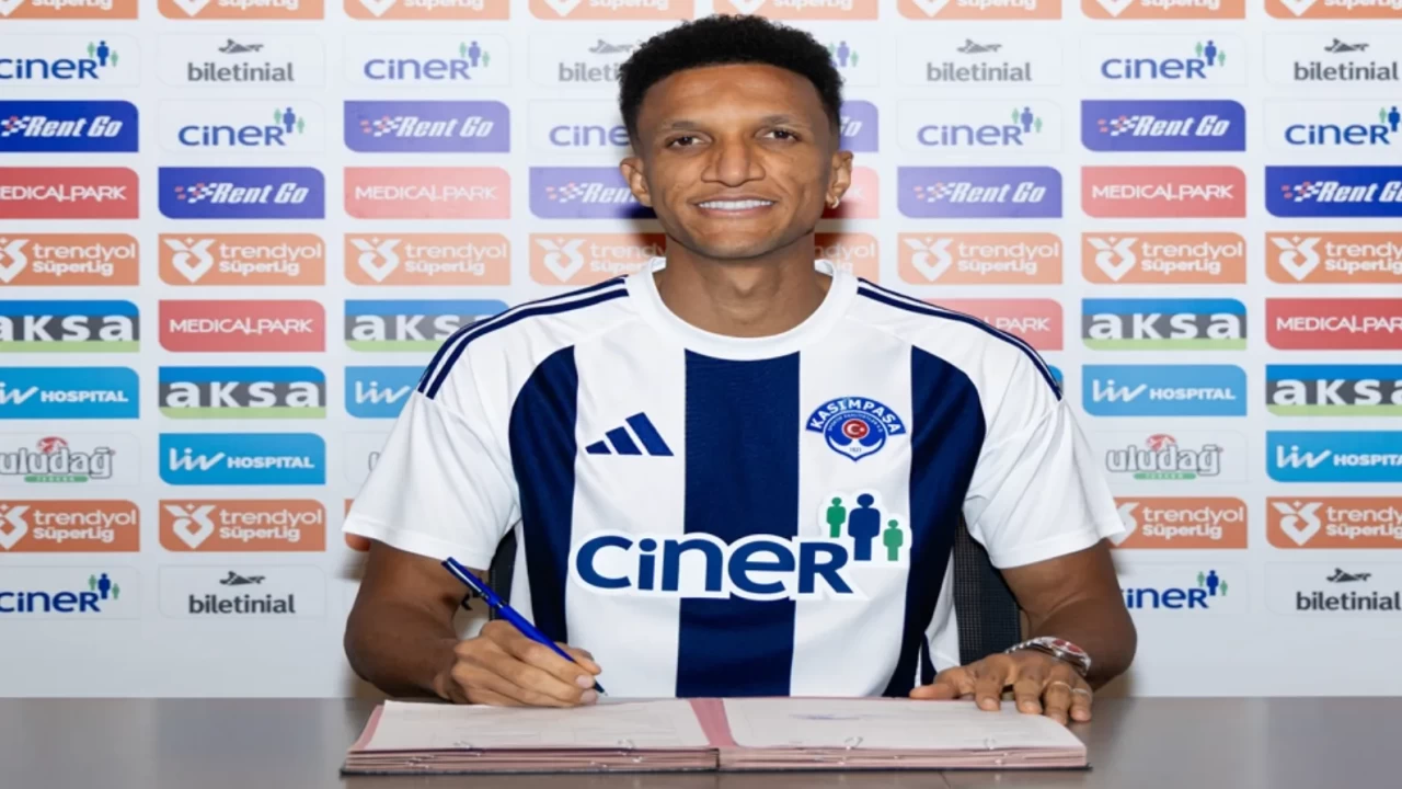 Fenerbahçe'den Rodrigo Becao, Kasımpaşa’ya kiralandı