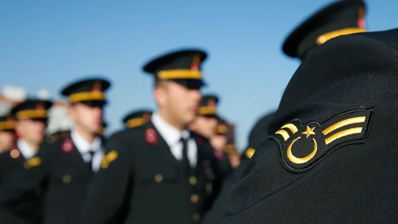 Jandarma astsubay alımı 2026 ne zaman? Astsubay alımı şartları neler?