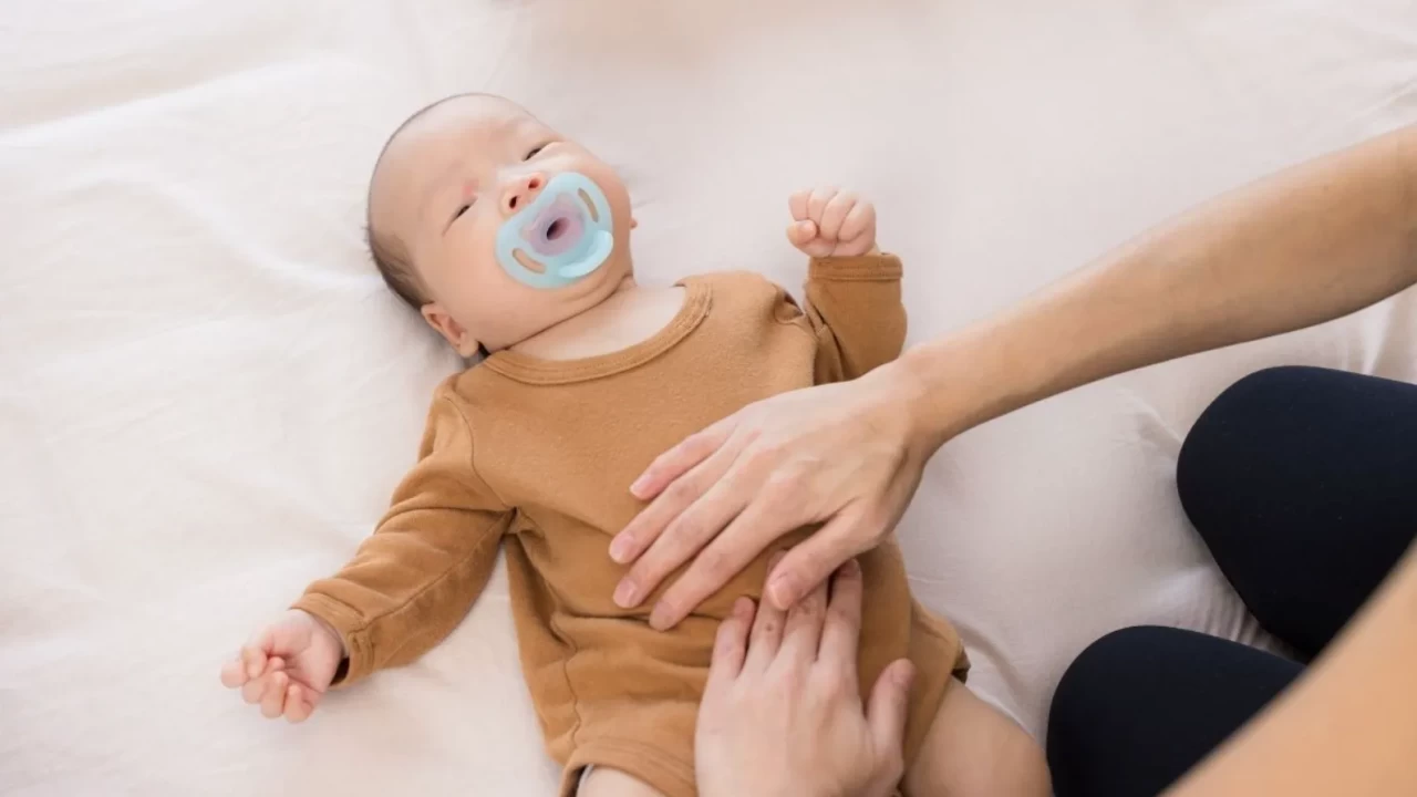Bebeklerde gaz sancısı nasıl geçer? En etkili 5 yöntem