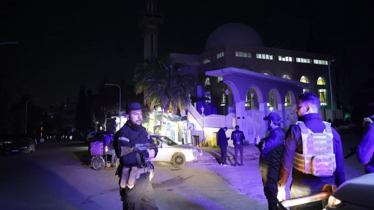 Şam’da Mezze Askeri Havaalanı çevresine roket saldırısı