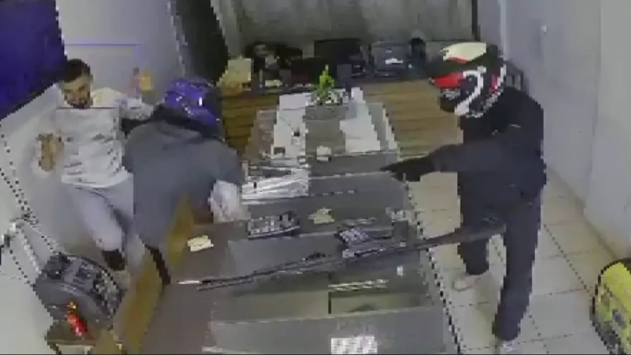 Film sahnelerini aratmayan soygun: 22 milyon TL’lik altın 3 dakikada gitti