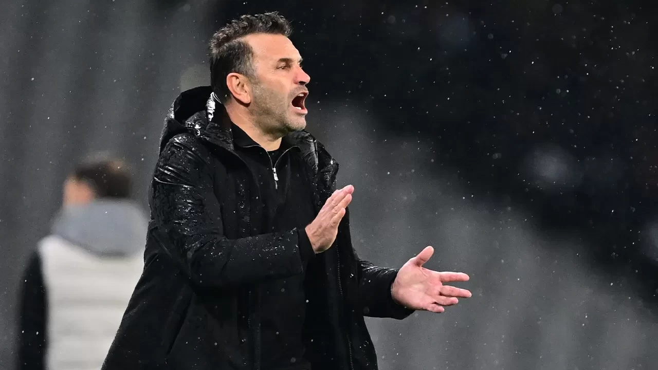 Galatasaray'da Okan Buruk: “Fenerbahçe’yi tebrik ediyorum, kazanmayı hak eden taraf biz değildik”