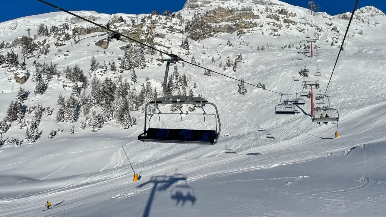 İsviçre’de kayak merkezinde şiddetli patlama: Çok sayıda ölü var!
