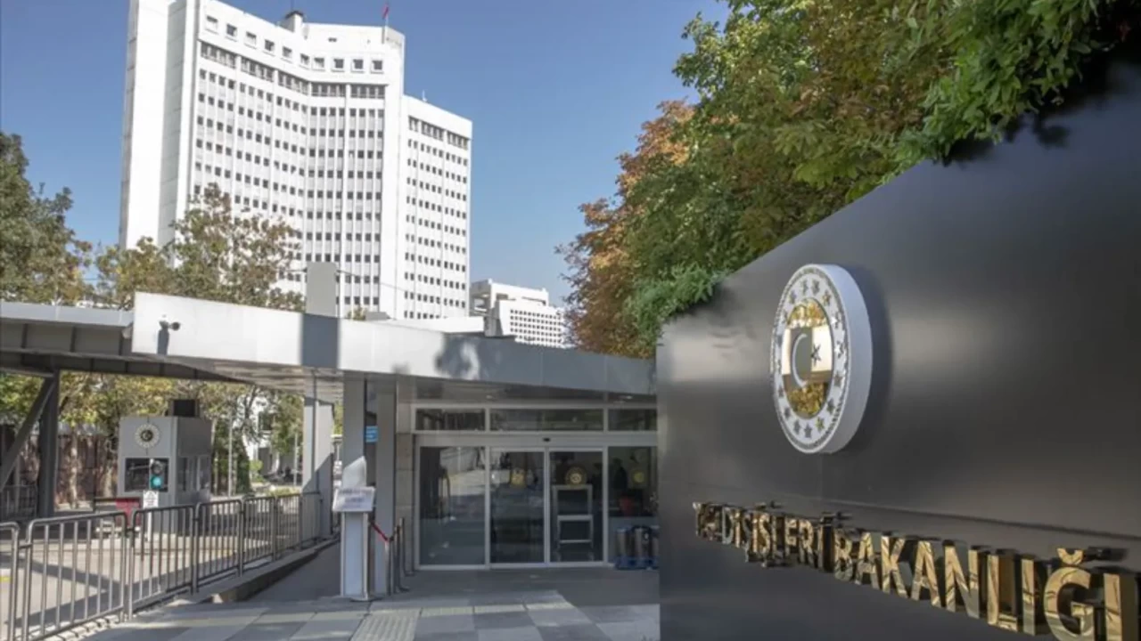 Dışişleri'nden Pakistan'a  Yanınızdayız  mesajı