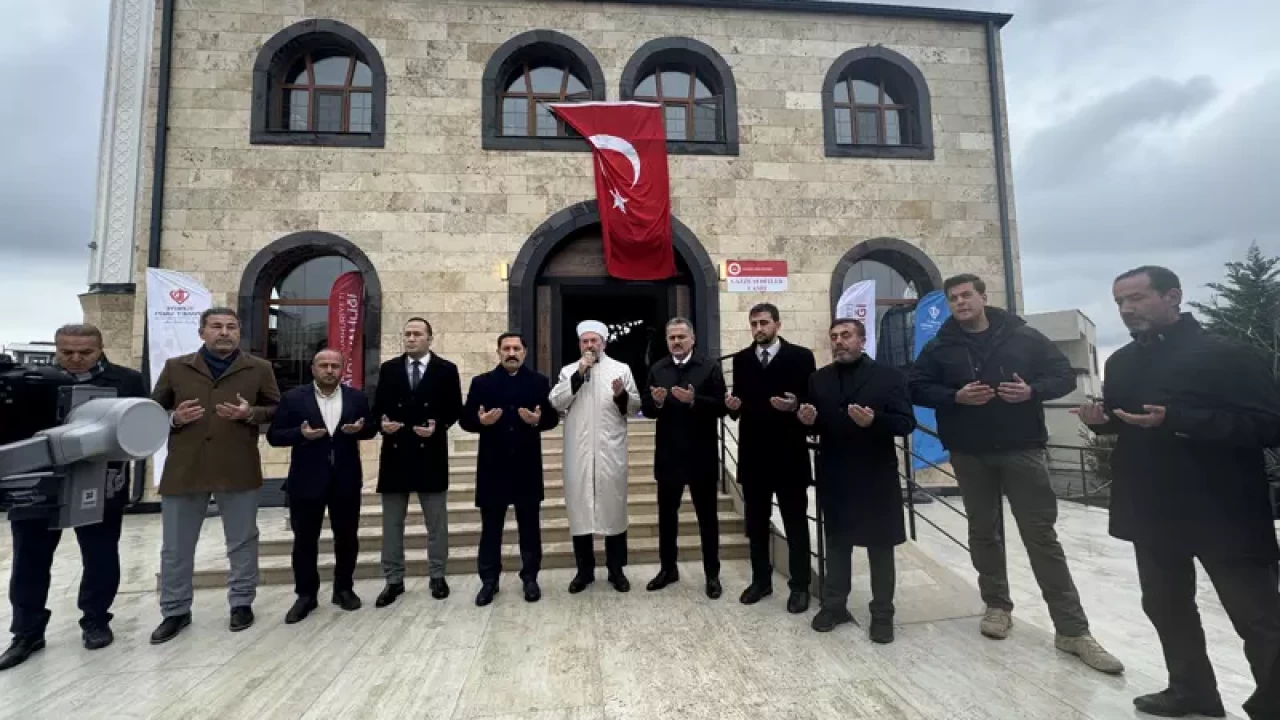 Hatay'da Gazze Şehitleri Camisi ibadete açıldı: Dualarla kurulan gönül köprüleri!