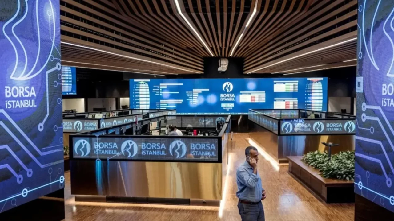 Borsada tarihi gün: BIST 100 endeksi 13.400 puan barajını aşarak rekor kırdı!