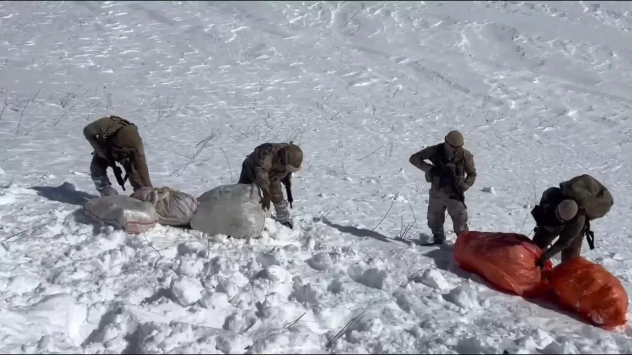 Hakkari Yüksekova kırsalında 348 kilogram yasaklı madde ele geçirildi