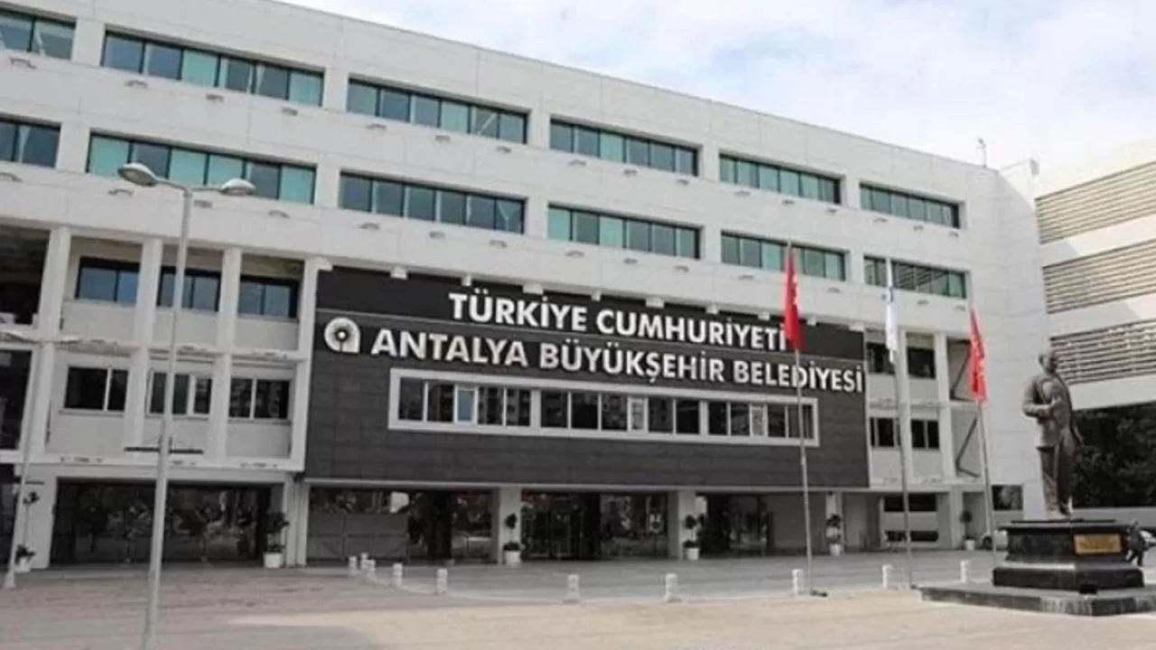 Muhittin Böcek'in de arasında olduğu 41 kişi için 702 sayfalık iddianame hazırlandı!