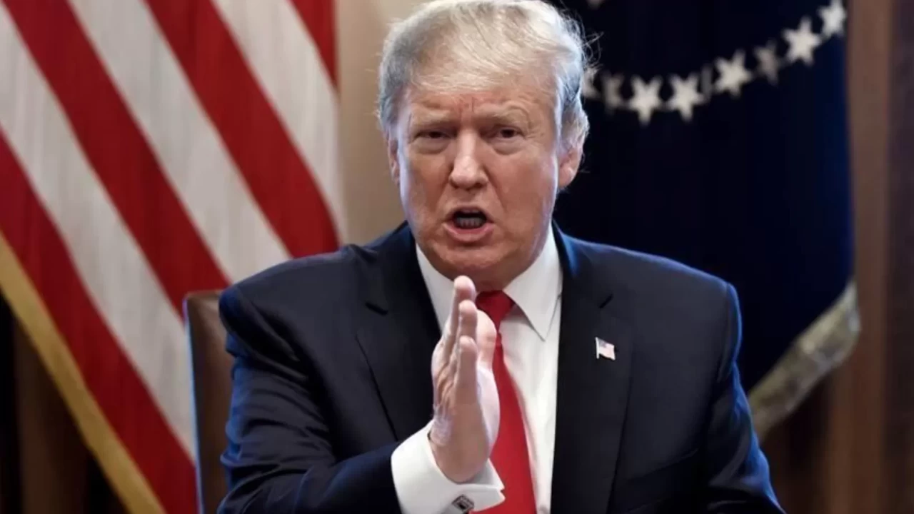 Trump kendini 'Venezuela Başkan Vekili' ilan etti!