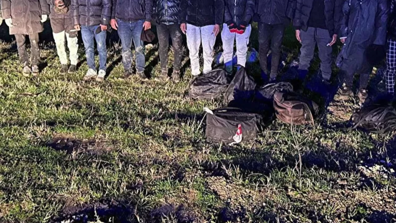 Edirne ve Kırklareli'nde 23 düzensiz göçmen yakalandı!