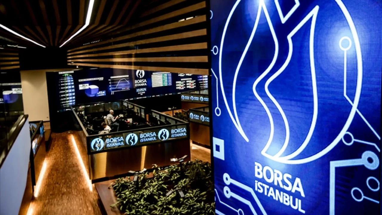 Borsa İstanbul durdurulamıyor! BIST 100 13.300 puanı aşarak rekora koştu