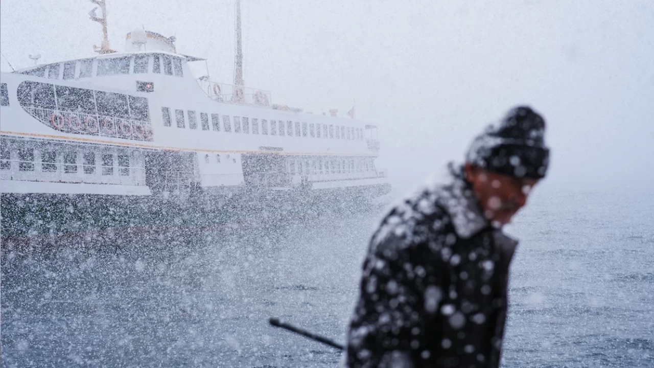 Vapur seferlerine hava muhalefeti engeli