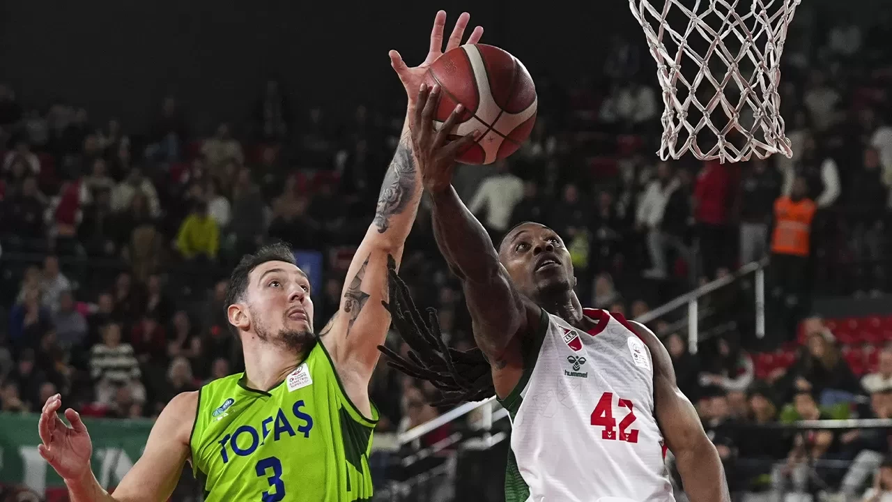 Karşıyaka uzatmada kazandı | Basketbol Süper Ligi’nde Karşıyaka 107-101 TOFAŞ