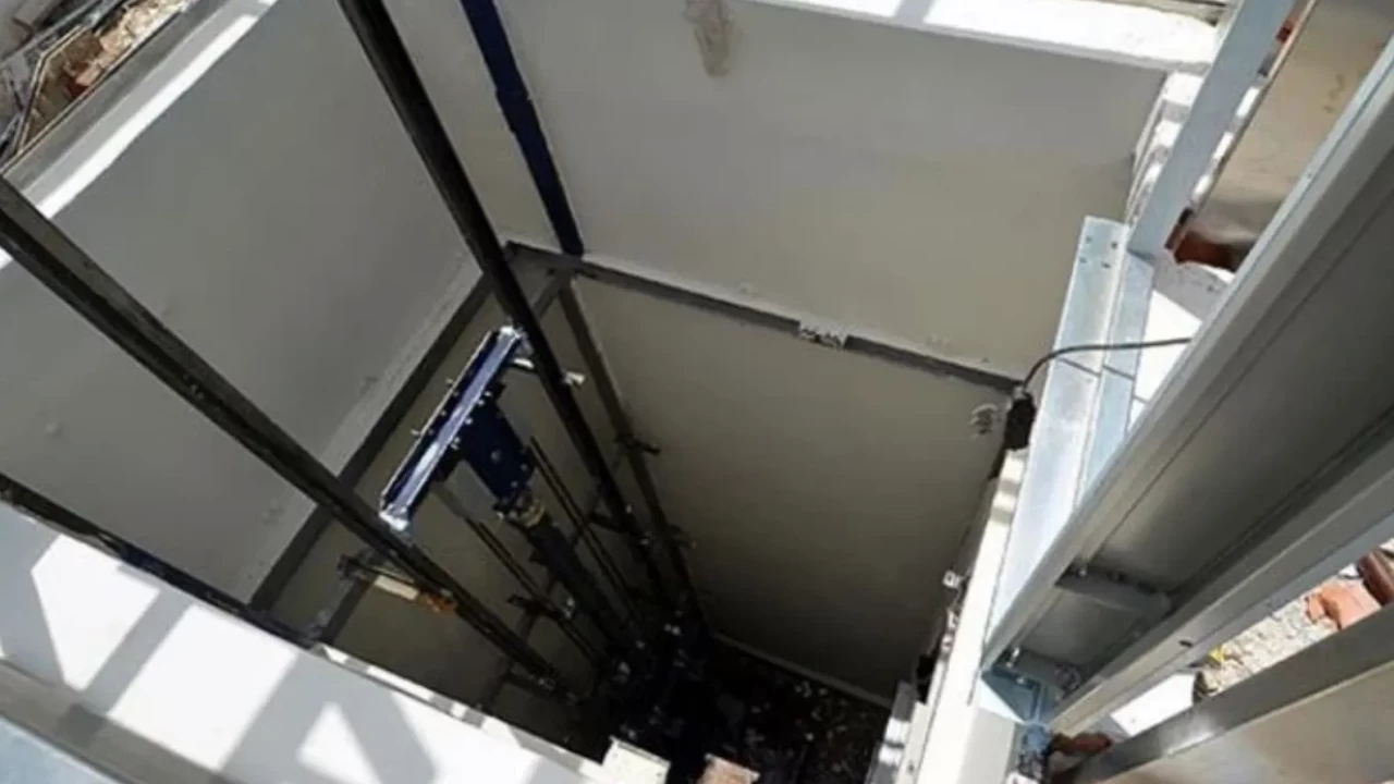 Kars'ta korkunç ihmal: 2 gündür kayıp genç asansör boşluğunda ölü bulundu!