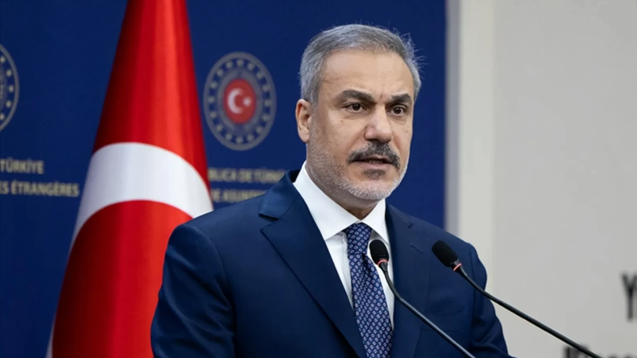 Hakan Fidan tebliğ etti! 18 ülkeye yeni büyükelçi atandı