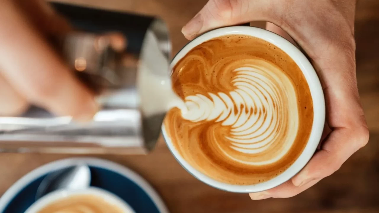 Granül kahveyi gurme lezzetine dönüştürün! Acılığı yok eden  altın dokunuş  yöntemi