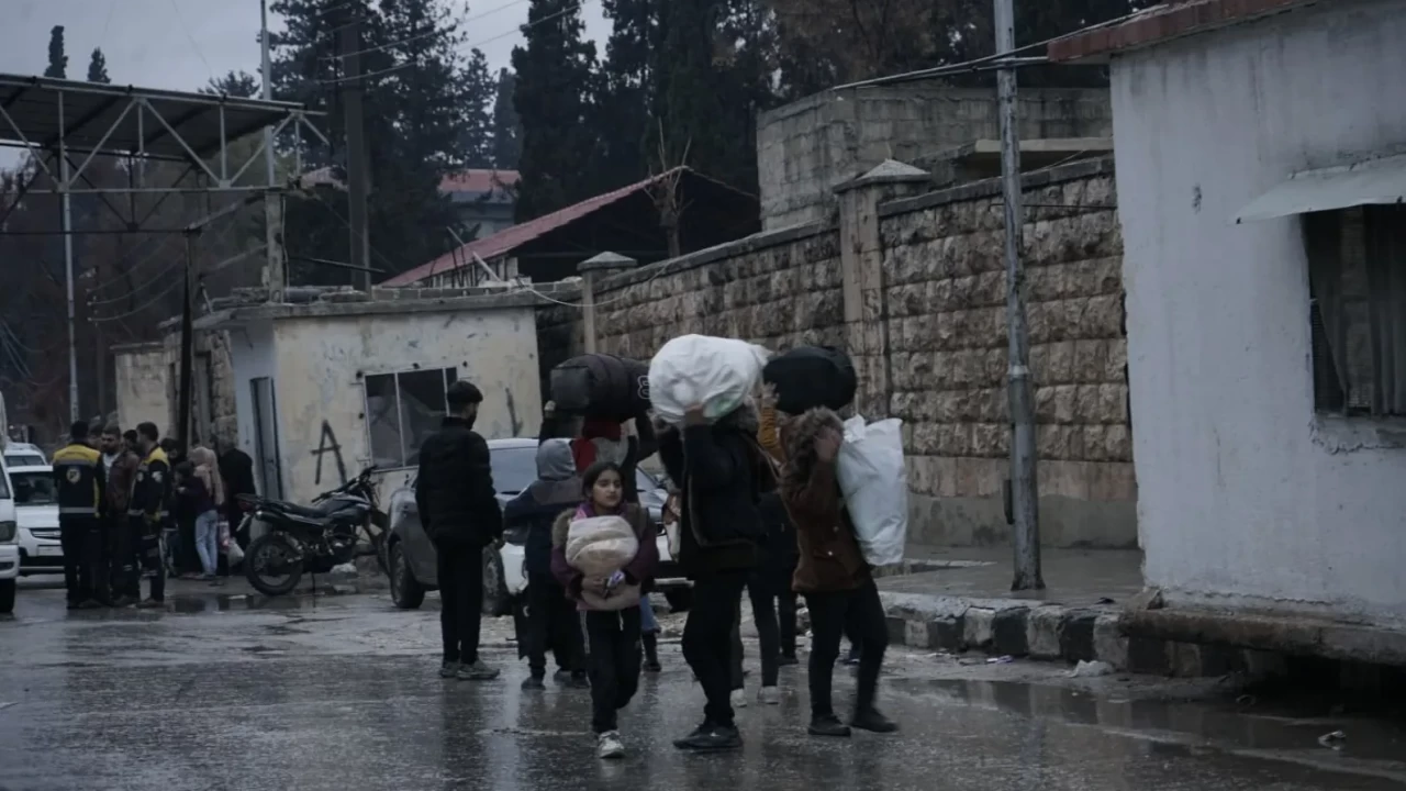 Halep'te SDG'ye verilen süre doldu! Suriye ordusu sivilleri uyardı