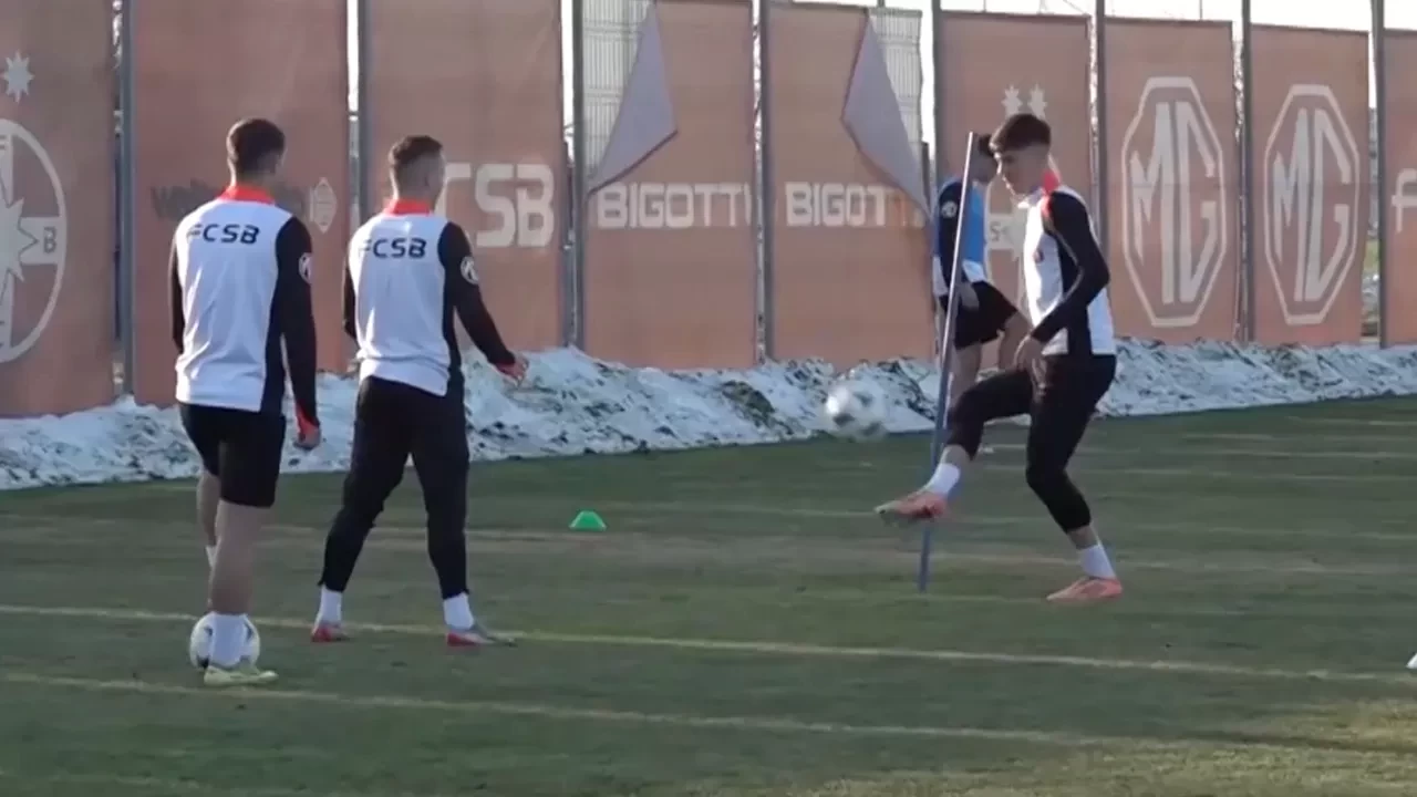 FCSB, UEFA Avrupa Ligi’ndeki Fenerbahçe maçı hazırlıklarını tamamladı