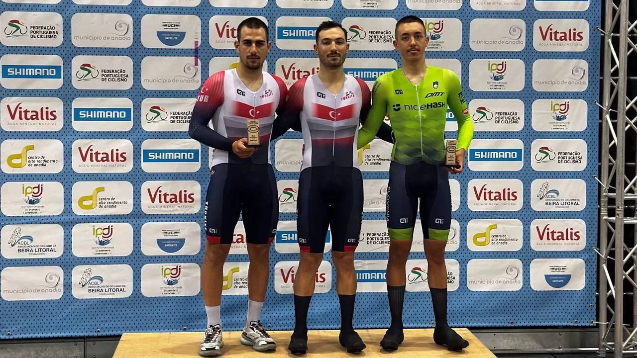 Milli bisikletçiler, Portekiz’de kürsüyü paylaştı: Ramazan Yılmaz birinci, Emre Kaplan ikinci oldu