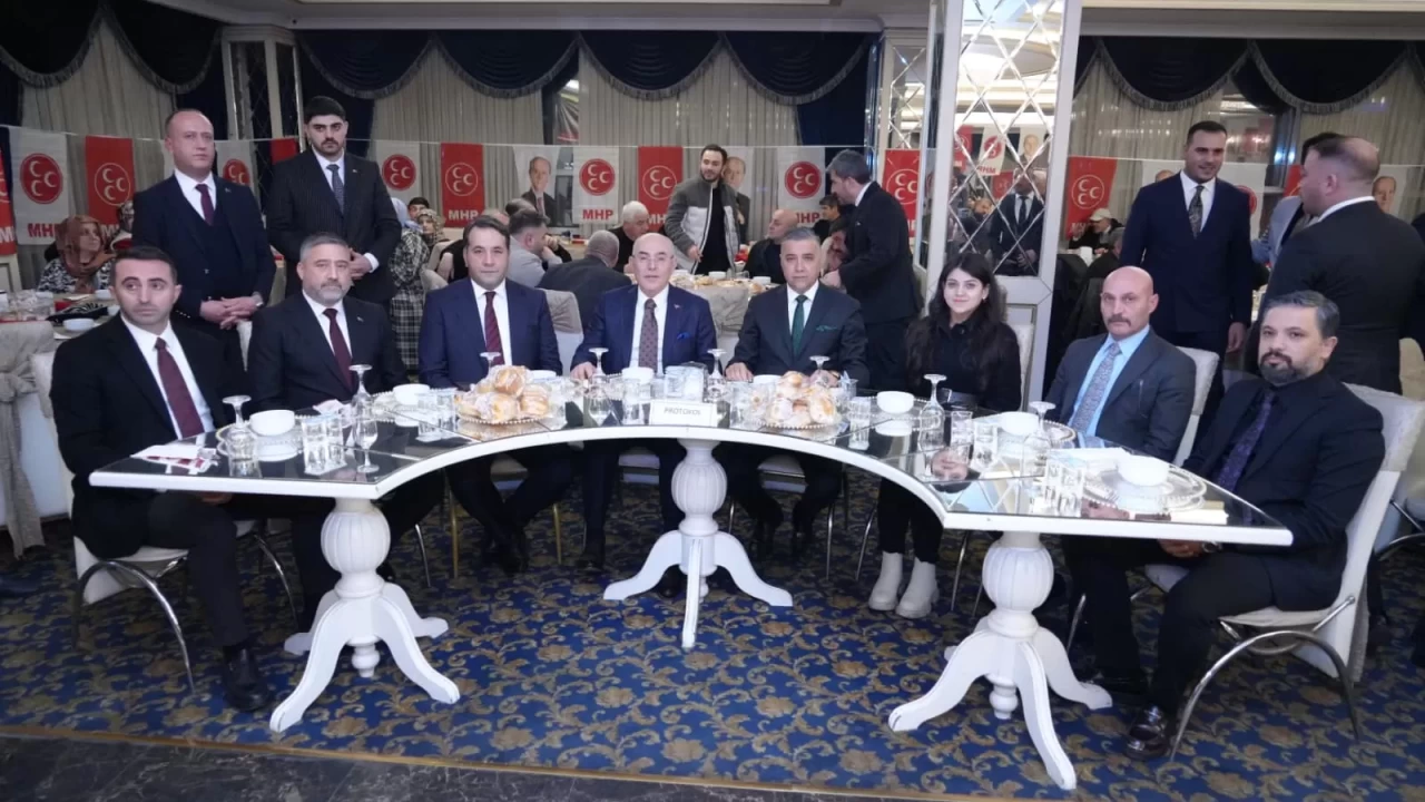 “Hayırlı Günler Komşum, Derdin Derdimizdir” Mamak’ta gönüllere dokundu