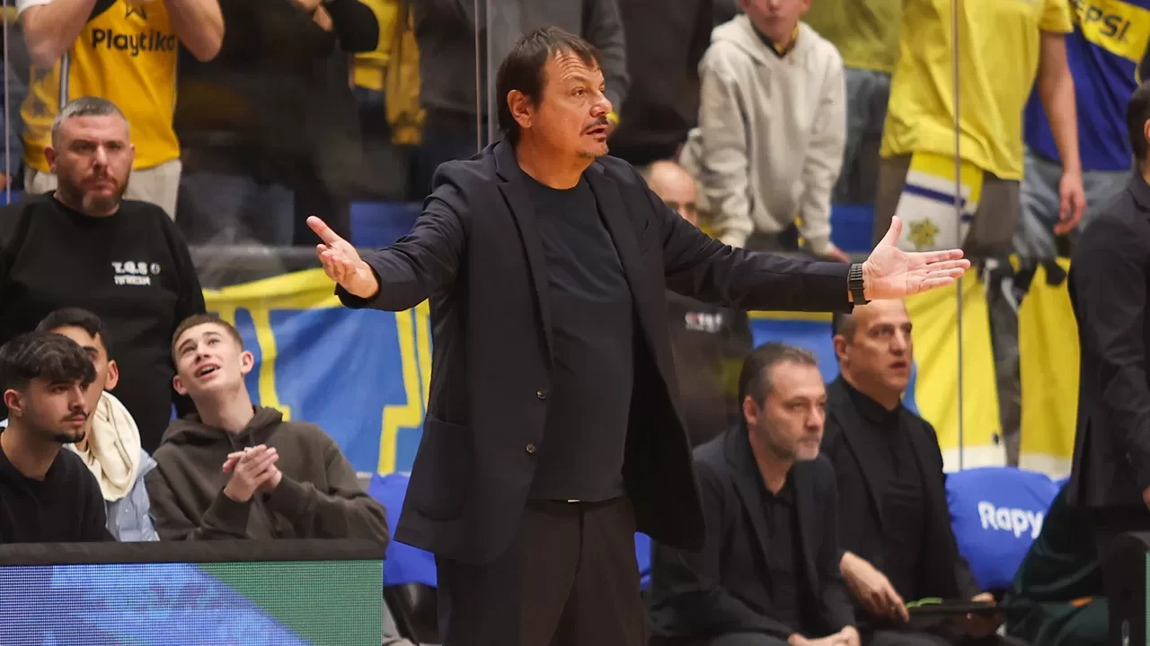 İsrail’de Ergin Ataman’a çirkin saldırı