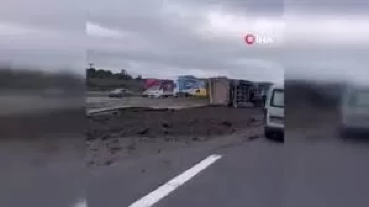 Kuzey Marmara Otoyolu'nda kaza! Ekipler sevk edildi