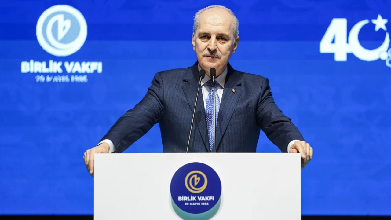 Numan Kurtulmuş Birlik Vakfı 40. yıl yöreninde konuştu: Çoğumuzun gençlik hayali Cumhurbaşkanı Erdoğan ile gerçek oldu