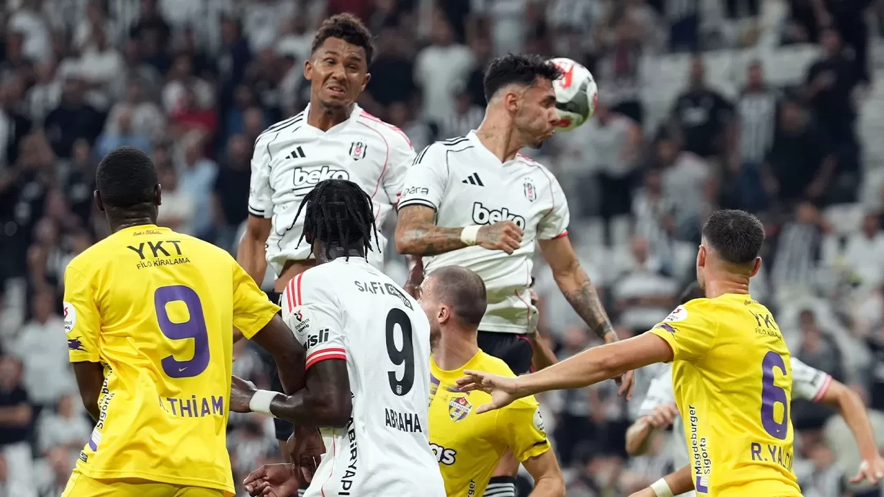 Beşiktaş, Süper Lig'de Eyüpspor deplasmanında seriyi sürdürmek istiyor