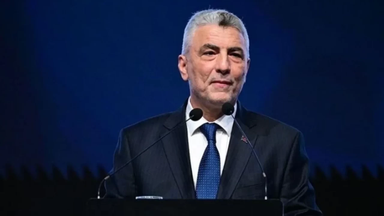 Ticaret Bakanı Bolat dört ülkenin büyükelçisini kabul etti