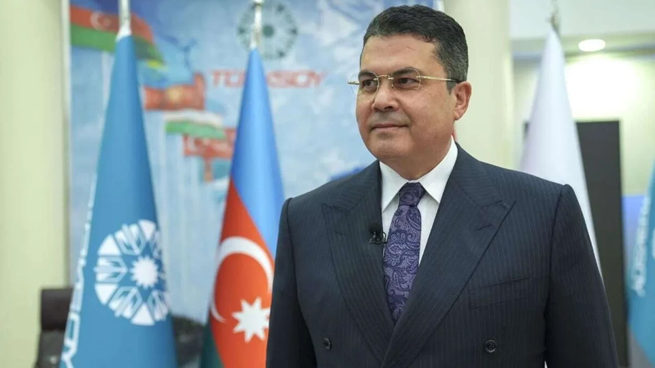 MHP’li Ruhi Ersoy’dan bürokraside sosyal medya uyarısı: Bürokratın asli rolü alkış toplamak yerine; güven tesis etmektir