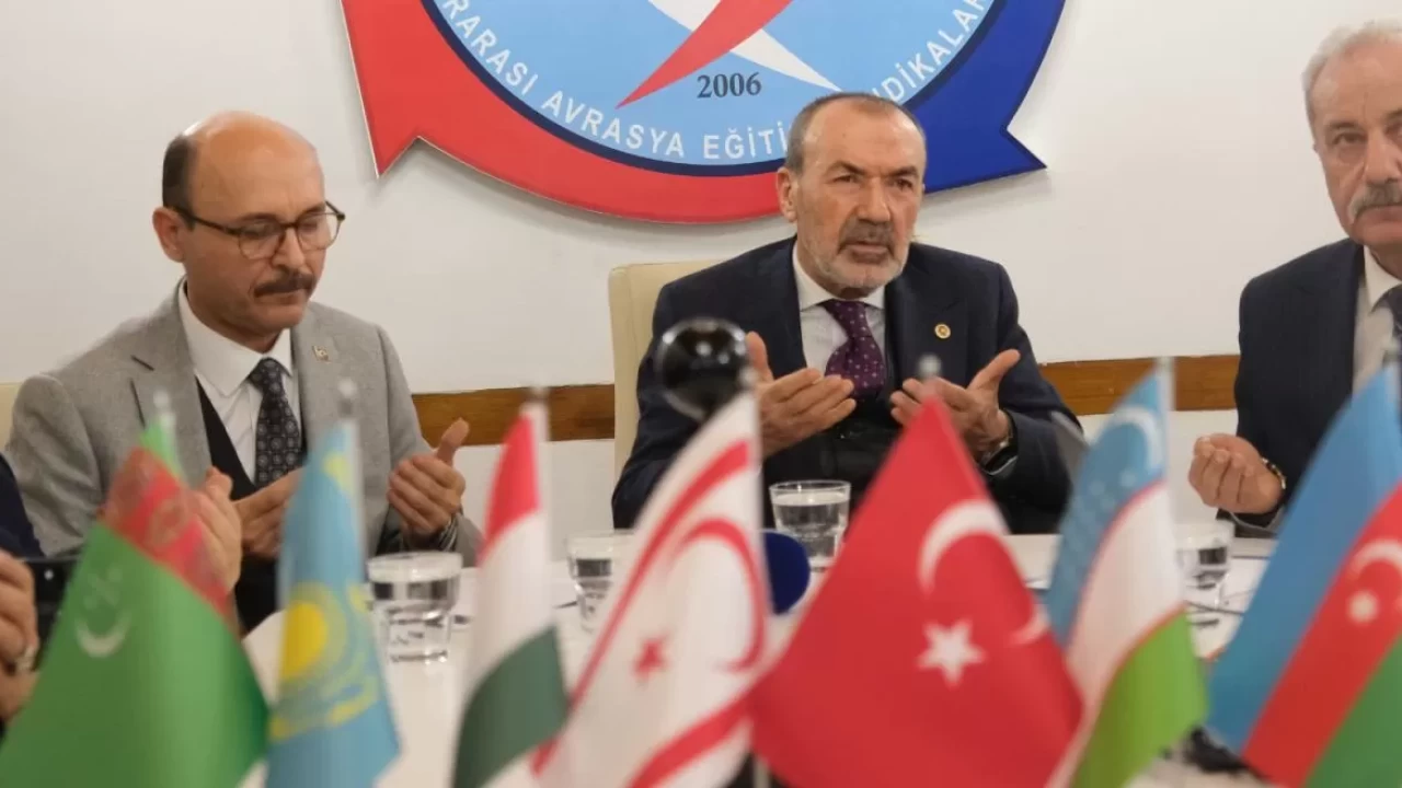 Irak Türkmenleri eğitim projesi: Geleceğe köprü, Türklüğe hizmet