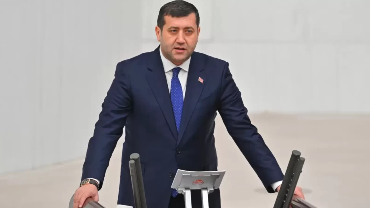 MHP'li Baki Ersoy, 10 Ocak Çalışan Gazeteciler Günü kutladı