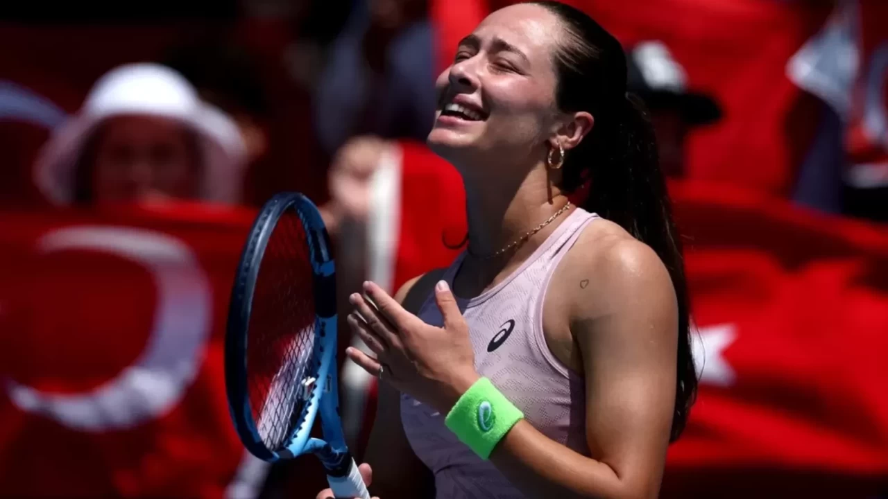 Milli tenisçi Zeynep Sönmez, Avustralya Açık'a 3. turda veda etti