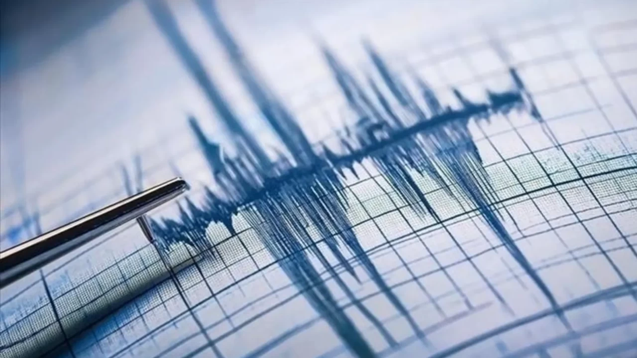 Trabzon Valiliği'nden son dakika deprem açıklaması!