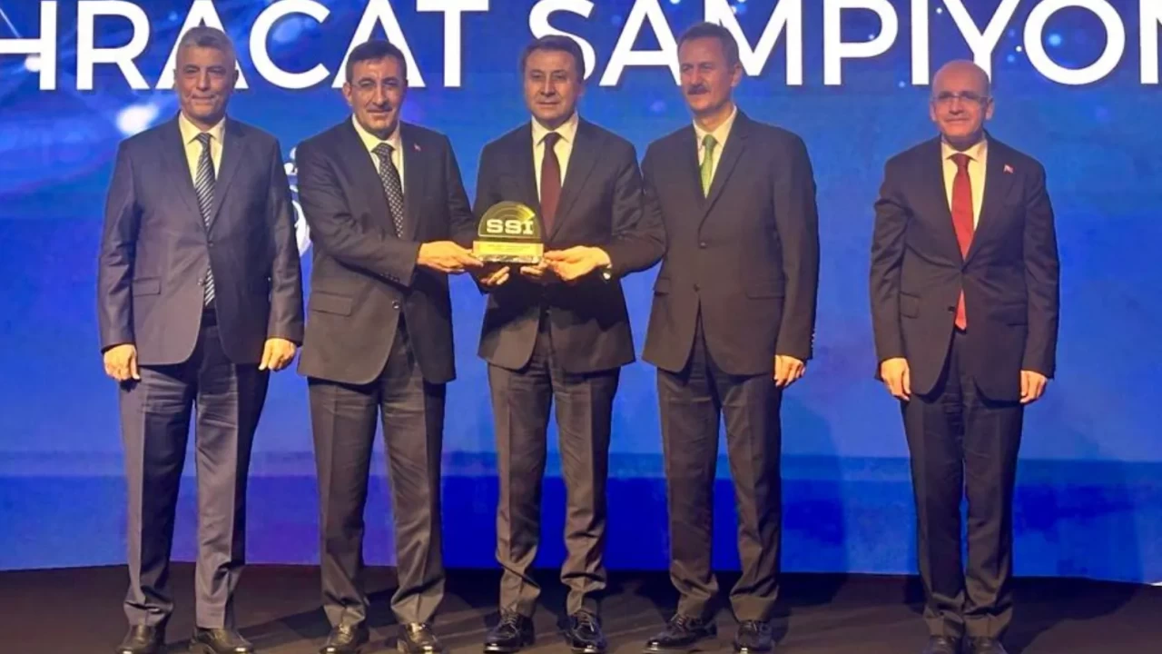 ASFAT’tan savunma sanayisinde çifte başarı: Deniz platformlarında ihracat birincisi oldu